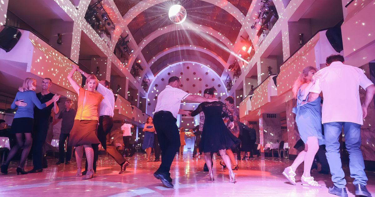Nova sezona družabnih plesov v Festivalni dvorani